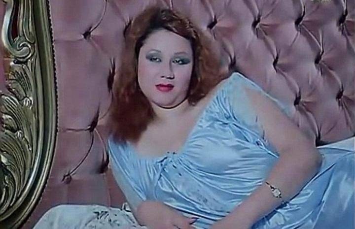 الفنانة هياتم