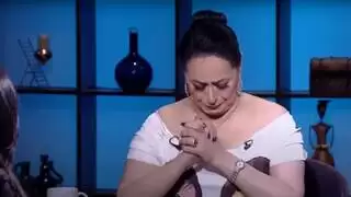 الفنانة المصرية هند عاكف تبكي على الهواء وتكشف تفاصيل جديدة حول محاولة طردها من مهرجان القاهرة